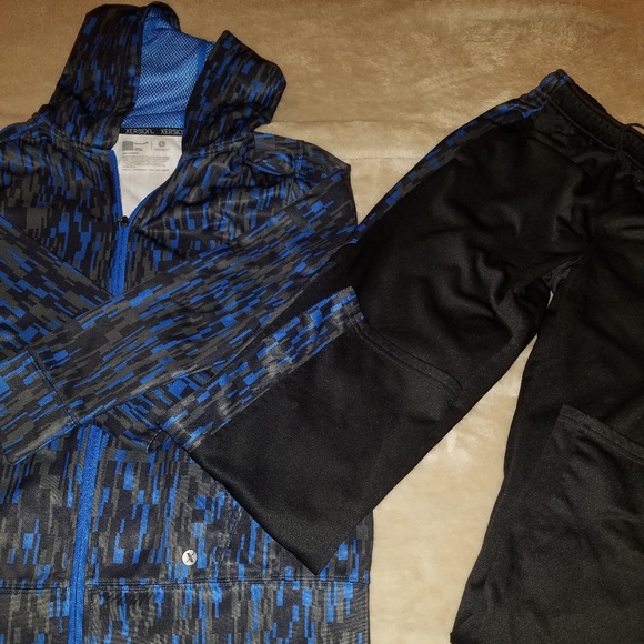 Boys Jogging Set - Picture 1 of 5